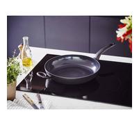 KURO Poêle en Fonte d'Aluminium Revêtement Céramique anti-adhérent BEKA D32 cm