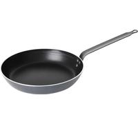 La poêle Matfer Bourgeat Ø280mm est revêtue d'un revêtement antiadhésif et a une capacité de 2 litres.