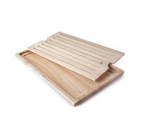 Lacor - 60486 - Planche à découper de cuisine, Planche à découper pour pain, Plateau ramasse-miettes, Robuste et résistant, Grip System, 8 canaux horizontaux, Bois de Caoutchouc, 53 x 32.5 cm