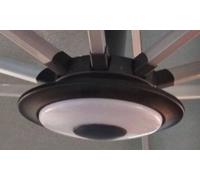 Lampe LED pour parasol Caesar avec haut-parleur Bluetooth pour écouter de la musique