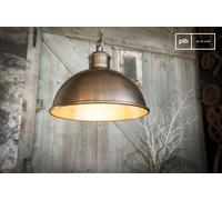 Lampe suspendue en métal ciselé Orient Express