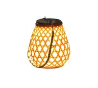 Lanterne solaire en plastique tissé avec poignée portable pour décoration | Jour chargé à l'énergie solaire, nuit LED chaude, installation sans fil, aspect rotin tissé, finition marron naturel