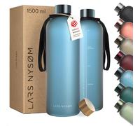 LARS NYSØM Gourde 1,5l | Bouteille d'eau 1500ml | Gourde de sport ultralégère en Tritan | Idéal pour le sport, le bureau, le yoga| 2 couvercles inclus (Calypso Blue, XL 1500ml)