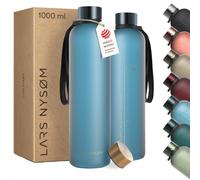 LARS NYSØM Gourde 1l - Bouteille d'eau - Tritan Gourde Sport Ultralégère | Bouteille d'eau en Tritan - 2 Couvercles Inclus - Idéal pour le Sport le Bureau le Yoga - Sangle de Transport Ergonomique