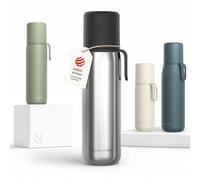LARS NYSØM Gourde Isotherme Inox 750ml - Bouteille Café Métallique Isolée | Bouteille Isotherme Double Paroi avec Gobelet & Sangle - Gourde Étanche Garde chaudes 12h ou froides 24h - Gourde de Voyage
