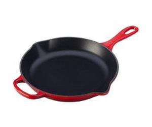 Le Creuset Cast Iron Skillet Pan, 23 cm - Cerise Cherry G