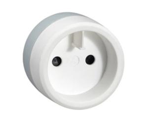Legrand Adaptateur de voyage Europe vers USA 2P+T