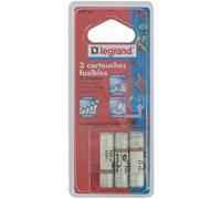 LEGRAND Lot de 3 cartouches fusibles, témoin de fusion, 32A, 10,3x38mm | Lot de 3 cartouches, 10,3x38mm, 32A, avec témoin de fusion, céramique, pour porte fusibles, -25 à 40°C
