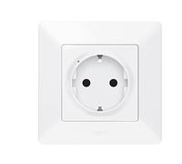 LEGRAND, Valena Life with Netatmo 752194 Prise télécommandée 16 A, 3680 W, commutable, contrôle local ou par application ou assistant vocal (Alexa, Siri, ..), fusible intégré contre les surcharges