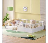 Lit pour enfant en bois massif, modèle sol, dimensions 140x200 cm, avec barrière de sécurité et sommier à lattes. Lit Montessori avec une face ouverte. Lit simple en pin, finition blanche