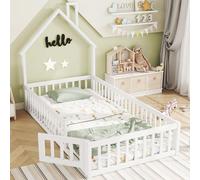 Lit pour enfant, lit double - Lit dans un intérieur design avec cheminée - En bois massif - Lit avec sommier à lattes