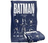 LOGOVISION Batman Face of A Hero Through The Years Plaid Ultra Doux au Toucher Soyeux - 91 x 147 cm