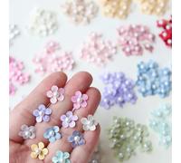 Lot de 10 petites fleurs en tissu satiné avec fausses perles, 12 mm, 20 couleurs, fleurs à coudre, mini décoration florale (rose poudré)
