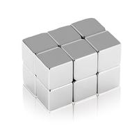 Lot de 12 Aimants en Néodyme Extra Puissants, 10 x 10 x 10 mm Aimant Cube | Premium Magnetic Cube pour Tableaux Magnétiques, Réfrigérateurs, Tableaux Blancs, Travaux Manuels, Photos