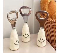 Lot de 2 décapsuleurs en acier inoxydable avec poignée Smiley debout Crème | Chaque ouvre-boîte de 11,8 cm a une tête plate en acier inoxydable poli et une poignée en plastique crème qui tient debout.