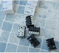 Lot de 5 Eaton 22DILEM Contact auxiliaire 4 contacts 2 N/O, 2 N/F à vis