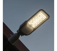 LUMILED Lampadaire à LED 50W 7000 Lm Lampadaire 4000K Blanc Neural Lampadaire extérieur IP65 Étanche Lampadaire pour mât Lampadaire pour chemin Éclairage de parking Éclairage de cour Applique murale