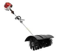Machine de nettoyage essence, moteur 2 temps. Balai-déneigeur essence avec une largeur de brosse de 56 cm, puissance de 1,7 kW. Adaptée au nettoyage des surfaces en gazon synthétique et des trottoirs.