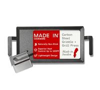 Made In Cookware - Plaque chauffante en acier au carbone + presse-grill - (comme la fonte, mais en mieux) - Fabriquée en Suède - Batterie de cuisine professionnelle - Compatible induction