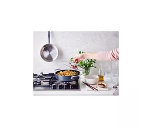 MAESTRO Sauteuse fonte aluminium revêtue avec couvercle inox BEKA D24 cm