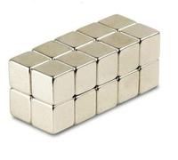 Magnetastico | Lot de 50 aimants néodymes N52 cubique 5x5x5 mm | Magnet pour réfrigérateur Magnet pour Tableau magnétique Aimant Cube Aimant Permanent pour Tableau interactif Aimant Puissant neodyme
