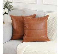 Mandioo Lot de 2 Housses de Coussin en Similicuir Rayé Bohème Marron 45x45cm Taie d'oreiller Parfait pour Une Décoration Moderne et de Luxe dans Votre Salon Chambre Voiture ou Canapé
