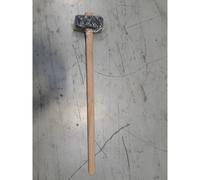 Masse couple 4 kg avec manche en bois 90 cm MERCIER 465