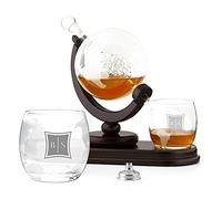 Maverton Ensemble de Carafe Globe avec 2 verres gravés à whisky - Whiskey Set pour amis - Cadeau d’anniversaire pour les couples - Décanteur et 2 verres pour parents - Majuscules
