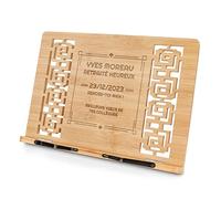Maverton Pupitre Livre pour homme - Support de Lecture gravé pour lui - 24cmx39cm - Bois de bambou - Accessoire personnalisé - Pour livre de cuisine - Pour Anniversaire - Retraité