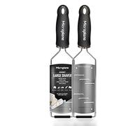 Microplane Râpe de Cuisine Coupe Large pour Le Fromage à pâte Dure, Chocolat et Truffe en Noir et en Acier Inoxydable