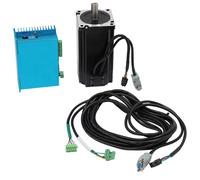 Moteur pas à pas avec contrôleur intégré – Système entièrement clos – 5,6 A, couple élevé de 12 Nm – 2 à 256 micro-pas – 51 200 pas par tour – Alimentation : 20–80 V CA ou 24–100 V CC – Couleur : noir