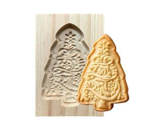 Moule à biscuits en bois pour formes pressées et pâte, J | Structure de bloc sculpté, formes de cavité définies, pâte à biscuits, motifs décoratifs dans une action de
