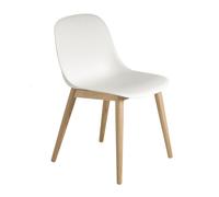 Muuto Chaise Fiber Side Chair avec pieds en bois blanc-chêne