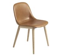 Muuto Chaise Fiber Side Chair avec pieds en bois Cuir cognac-chêne