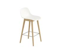 Muuto Tabouret de bar Fiber avec dossier 65 cm Natural white-pieds en chêne