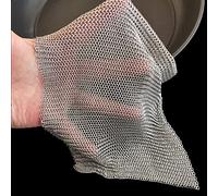 Nettoyeur Fonte et Grattoir Durable - 15x15 cm Brosse à Mailles Fines 3,8 mm Upgraded, Acier INOX 316L Premium Anneaux Fins - pour Poêle, Wok, Casserole, Plancha, Grill (6''x6'')