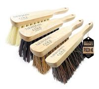 Newman and Cole Brosses à main en bois naturel - Choisissez entre une brosse à poils durs rigides ou une brosse douce à poils naturels ou synthétiques (lot de 4 brosses à main tout usage)