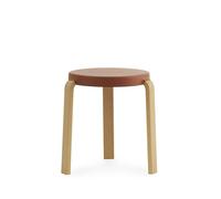 Normann Copenhagen Tabouret Tap caramel. pieds en chêne