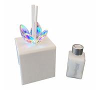 OGGETTANDO Désodorisant similicuir PU blanc avec fleur de cristal Mariage Naissance Battes Comun Graduation Confirmation 18, 25, 50 ans, Anniv, Compl (4 pétales cristal Aurore Boreale (cm. 7x7x11h))