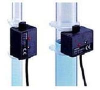OMRON E2K-L26MC1 Capteur de proximité capacitif, capteur de niveau de liquide, NPN O.C sortie 100 mA, pour tuyau de 12 à 26 mm de diamètre, 2 mCbl, détection du niveau de liquide, précision répétée :