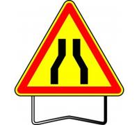 PANNEAU AK3 CHAUSSEE RETRECIE 700MM T1 NADIA SIGNALISATION- PTRI700GALPS1AK3