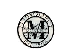 Panneau de nom personnalisé en métal, monogramme avec lettre fendue, art mural en métal pour décoration d'intérieur, panneau de nom de famille, décoration d'intérieur rustique, cadeau d'anniversaire