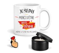 Planetee Coffret Mug Joseph Génial sans Faire Exprès | Céramique 330 ml, Bougie Parfumée en Boîte Métal, Pin's Cœur | 3 Pièces | Cadeau Noël Homme Anniversaire Fête Original