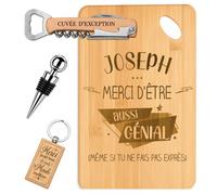 Planetee Coffret Planche à Découper Joseph Génial sans Faire Exprès | Bambou Gravé, Tire-Bouchon, Bouchon à Vin, Porte-Clés, 4 Pièces, Cadeau Noël Homme Anniversaire Fête Original