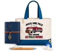 Planetee Coffret Sac Shopping Une Fille qui Adore les Vieilles Voitures | Cabas Coton 27 L, Carnet Similicuir, Stylo Bambou, Porte-Clés, Trombone | 5 Pièces | Cadeau Noël Femme Passionnée Humour
