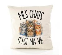 Planetee Housse de Coussin Mes Chats C'est ma Vie | Coton Canvas Fairtrade 305 g/m² Zip Invisible Taille 40×40 cm | Déco Canapé Salon Chambre | Cadeau Propriétaire Chat Crémaillère Anniversaire Noël