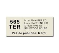 Plaque Boîte aux Lettres Personnalisable Adresse et Numéro de Rue - 12x5 cm - 4 Lignes - Nom sur Etiquette Gravée pour Maison Bureau Famille - PVC Résistant Adhésif - Beige