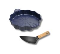 Plat à tarte D29.5 cm COOKUT myrtille, un coupe tarte et un livre de recette