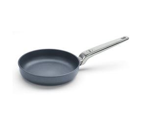 Poêle antiadhésive DIAMOND LITE 20 cm, pour induction, WOLL