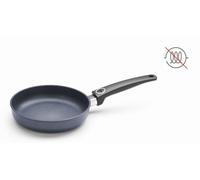 Poêle antiadhésive DIAMOND LITE 20 cm, WOLL